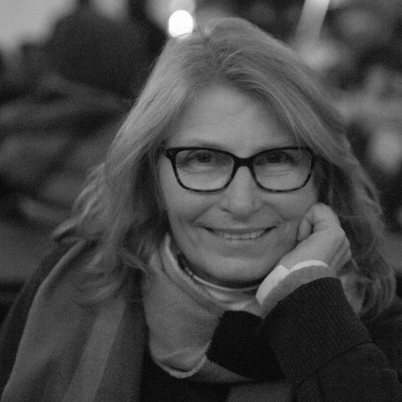 Black and white photo of artist Berni Sydow